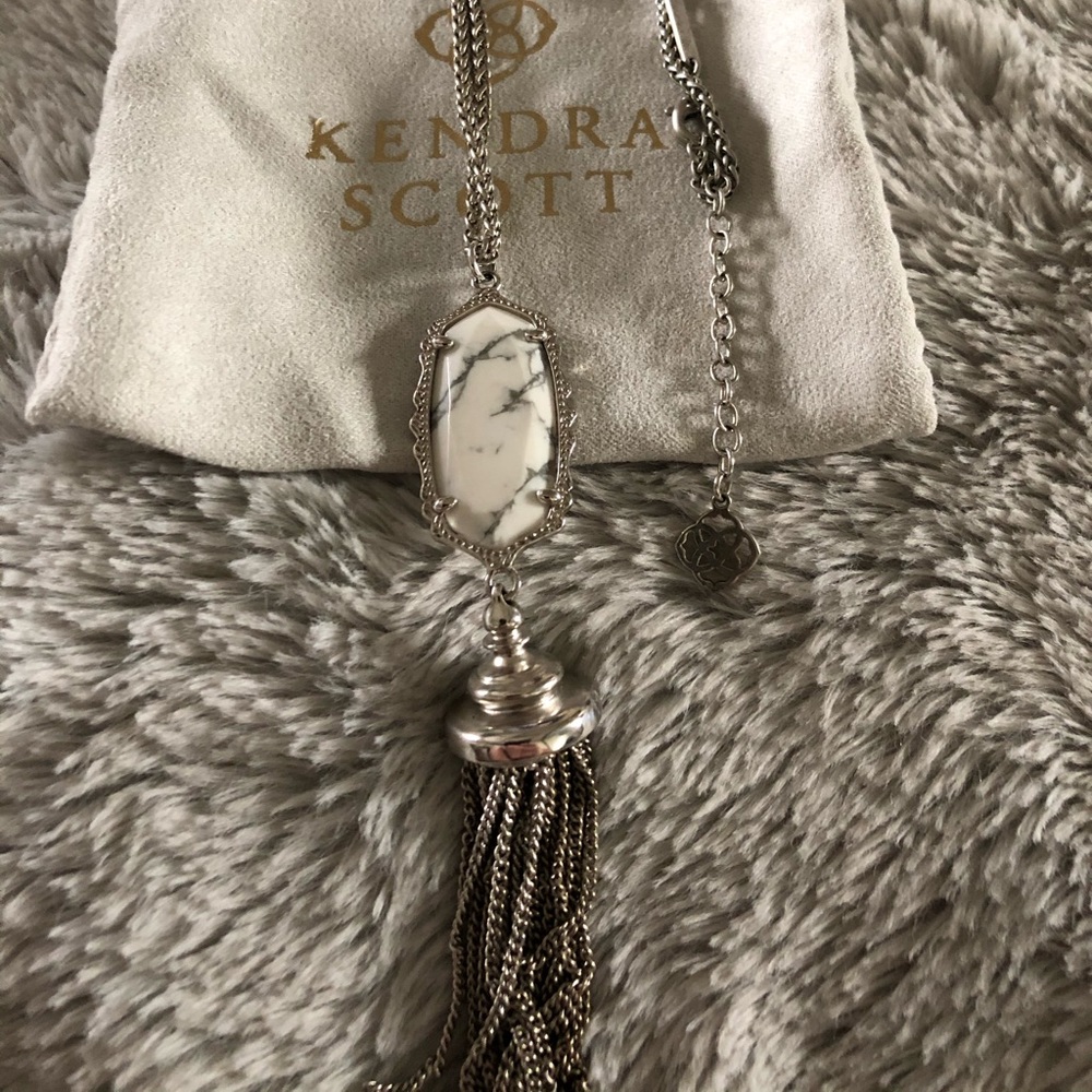 Kendra Scott Howlite Everly